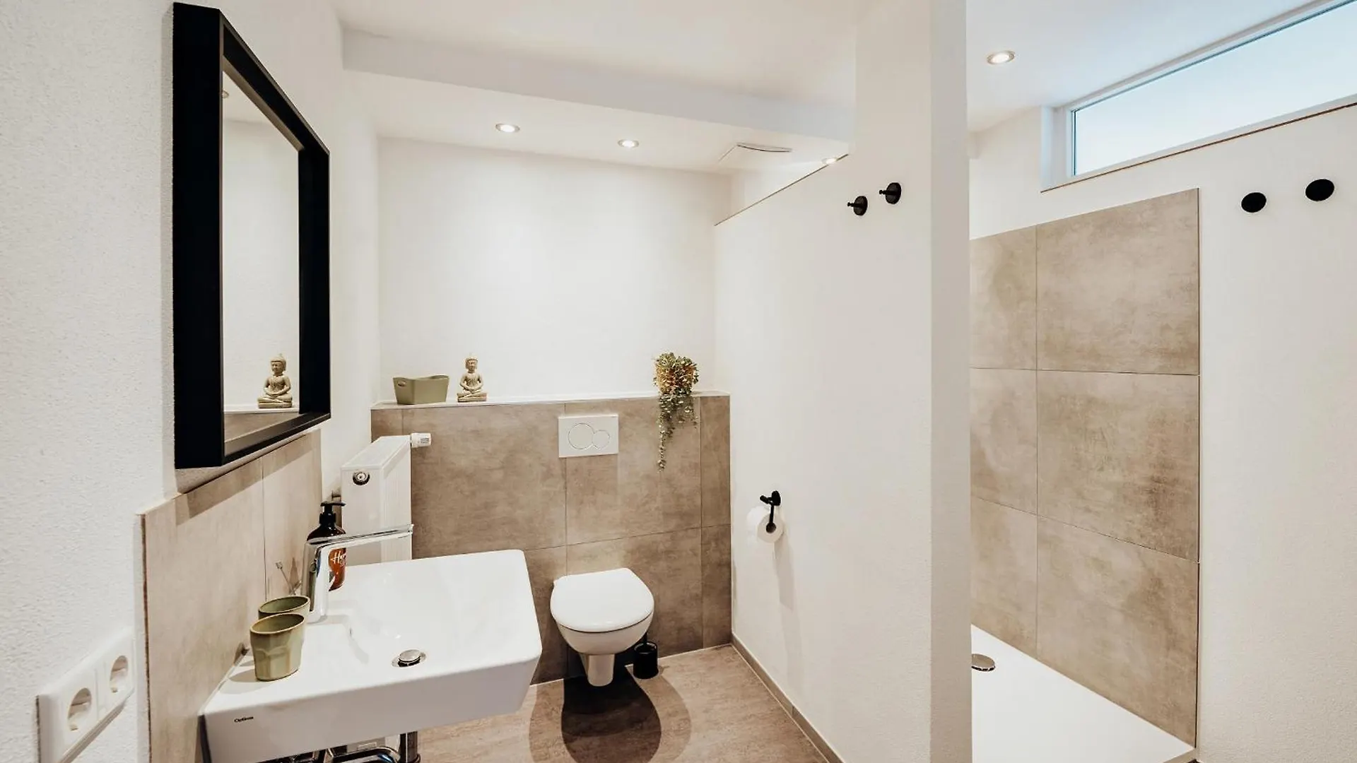 Mainterrasse Boardinghouse Am Fluss Klimatisierte Apartments Mit 80Qm Terrasse Miltenberg