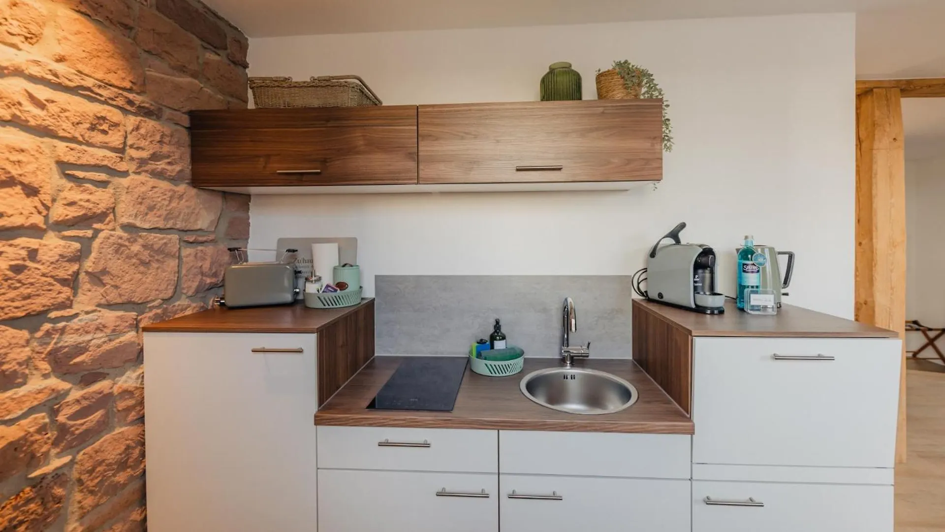 Mainterrasse Boardinghouse Am Fluss Klimatisierte Apartments Mit 80Qm Terrasse Miltenberg